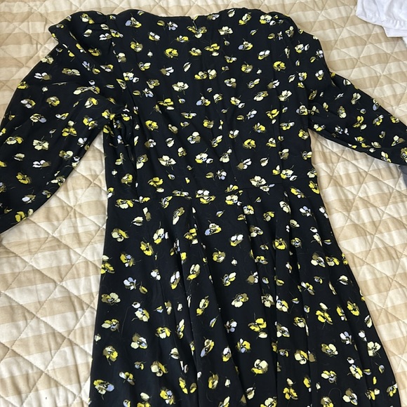 Banana Republic Dress - Picture 4 of 4